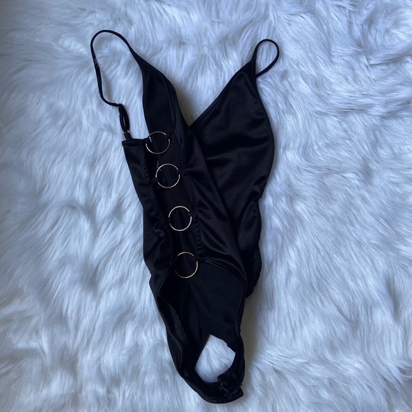 Forever 21 || Satin Bodysuit - Picture 2 of 5